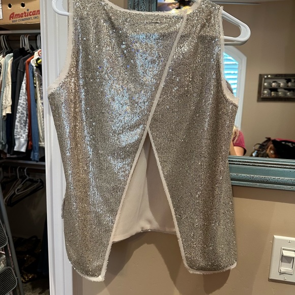 Miss Me sequin tank top with open back - Picture 2 of 2